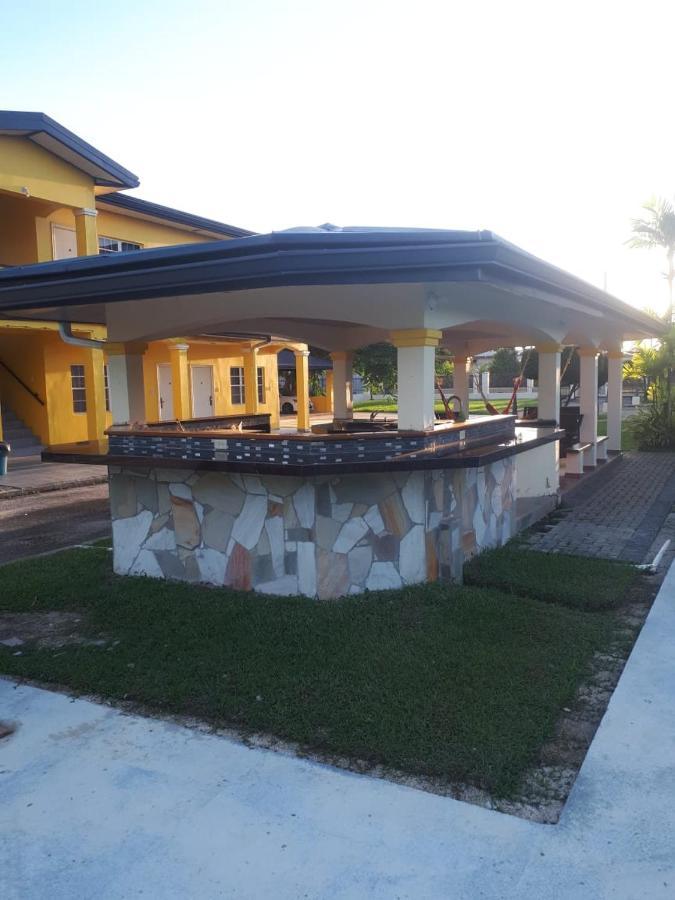 Piarco Village Suites 외부 사진